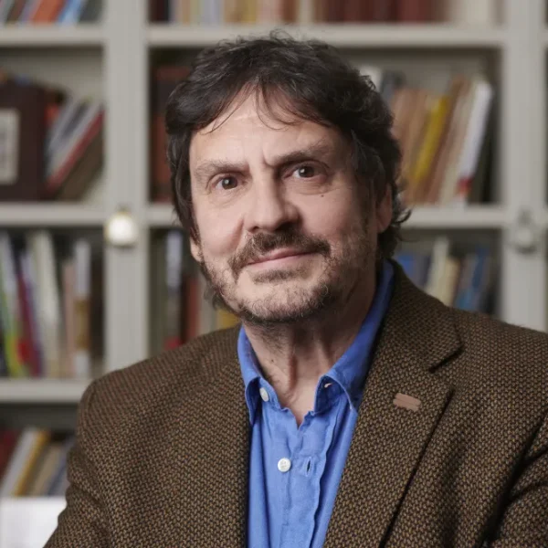 Felipe Pigna se presenta en La Plata con “Los mitos de la historia argentina”